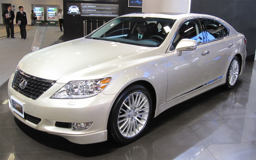 Lexus ls iv 460